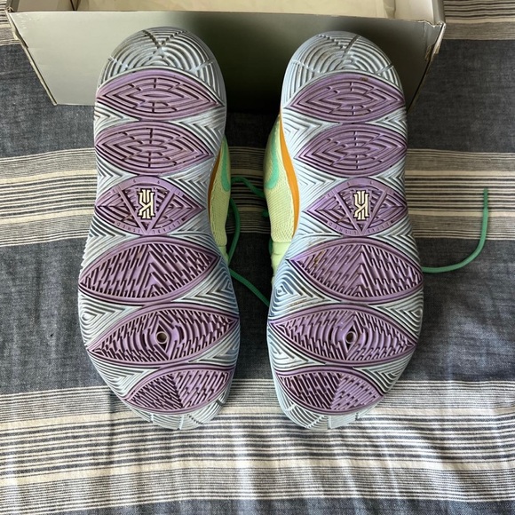 Nike Kyrie 5 Squidward with original box - Picture 4 of 4
